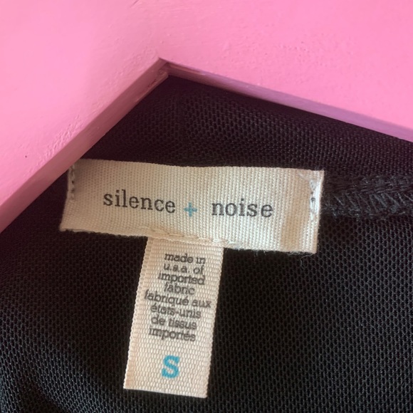 Urban Outfitters Mesh T-Shirt - Picture 2 of 3